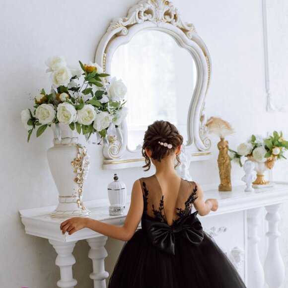 Black flower girl dress size 5 - Picture 1 of 7